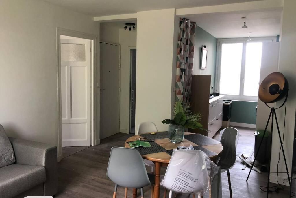 SELVIG: Appart 1 ch cosy- 2 min à pied du centre-ville et fac- stationnement gratuit- bus à 50m Brest Esterno foto
